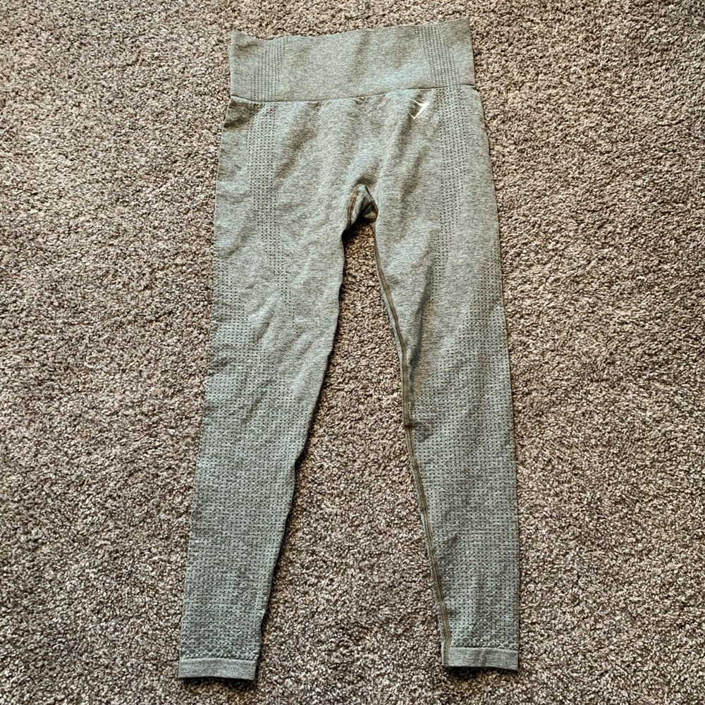 Gymshark Vital Seamless Leggings-Khaki Small